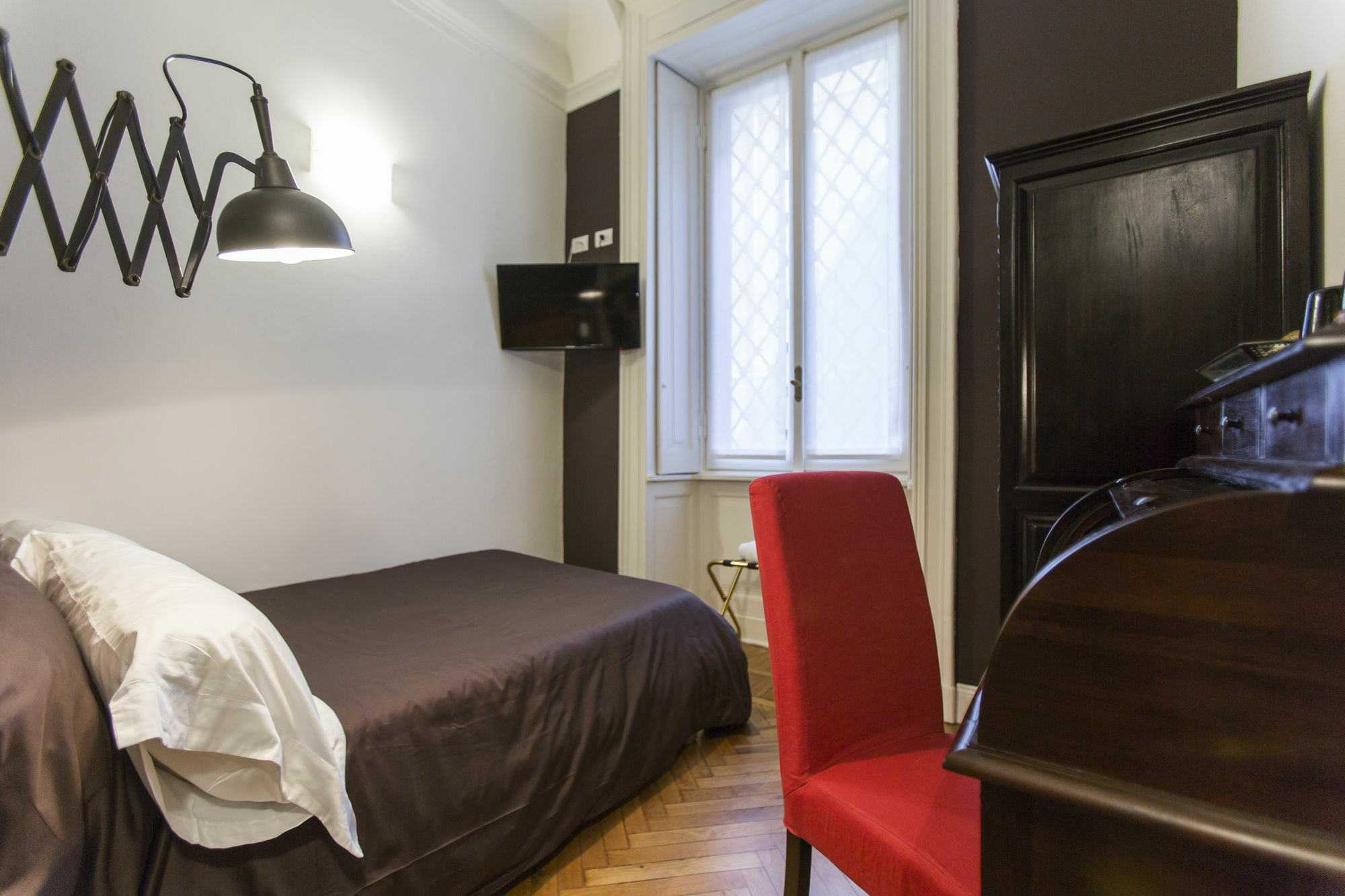 Household Settembrini Hotel Milan Bagian luar foto